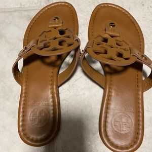 Inspired tan sandal size 8